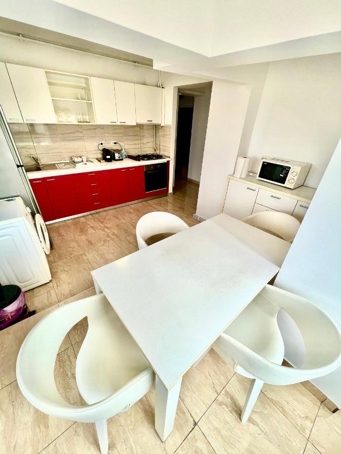 Mnm Lapusneanu Appartement Iasi Buitenkant foto